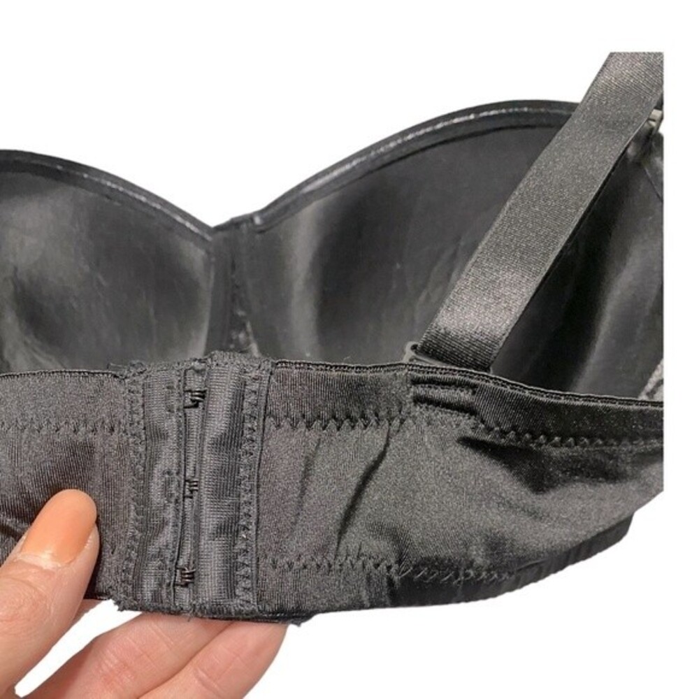 Black Frichsia Convertible Strapless Push-up Bra - Picture 4 of 9